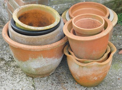 Lot 553 - A group of terracotta and other...