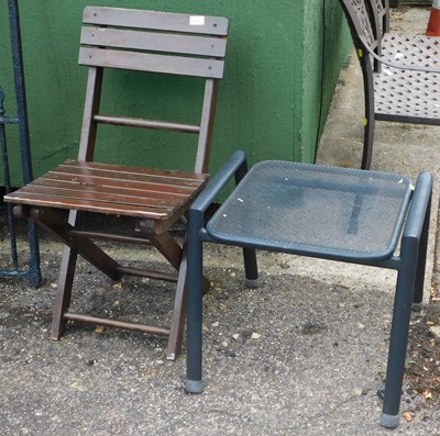 Lot 1117 - A folding wooden garden chair and a static...