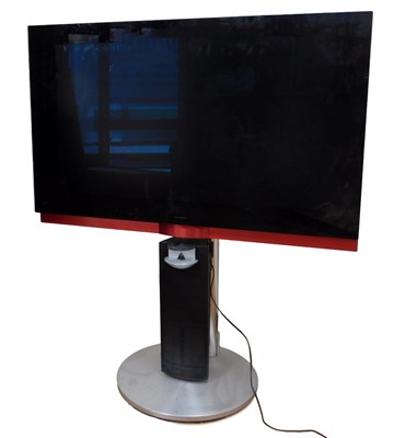 Lot 647 - A Bang & Olufsen Beovision 7-40 37" television,...
