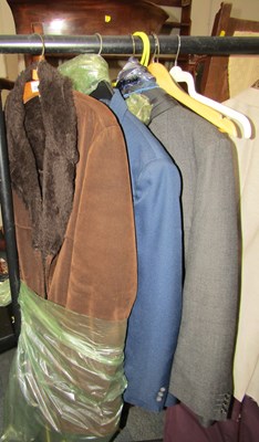 Lot 2285 - Textiles, in the form of ties, two gentleman's...