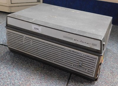 Lot 2298 - A Grundig TK120 Deluxe tape recorder.