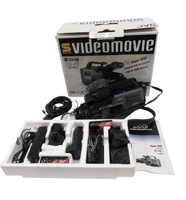 Lot 280 - A JVC GR-S707 video movie camcorder, boxed.