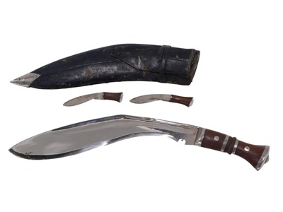Lot 294 - A late 20thC Middle Eastern Kukri, with curved...