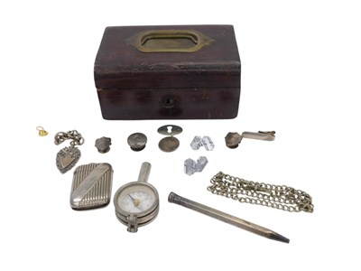 Lot 342 - A group of silver and other wares, comprising...