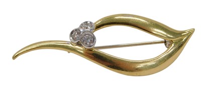Lot 122 - A diamond set wave bar brooch, the two vine...