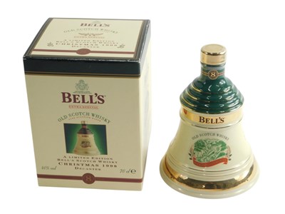 Lot 398 - A Bell's Old Scotch whisky decanter, Christmas...