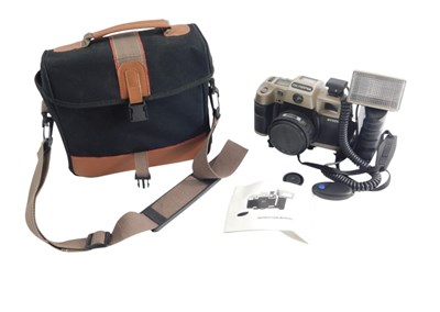 Lot 482 - An Olympia OY5050 camera and flash, in carry bag.