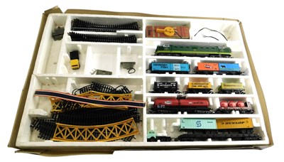 Lot 492 - A Lima models OO gauge set, comprising the...