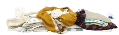 Lot 503 - A group of assorted linen, dollies, table...