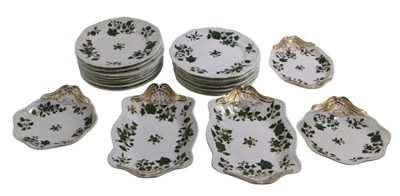 Lot 526 - A Spode porcelain part service, comprising two...