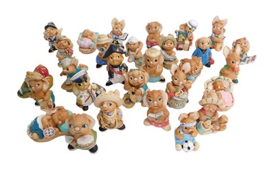 Lot 534 - A collection of Pendelfin rabbit...