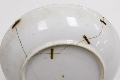 Lot 39 - A group of Qing dynasty late 18thC porcelain...