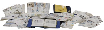 Lot 235 - A collection of aviation RAF covers, to...