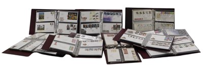 Lot 335 - Stamps.- fdc's.- GB.- c. 750 1983-2010. (13...