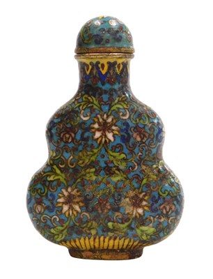 Lot 35 - A Qing dynasty late 19thC cloisonne snuff...