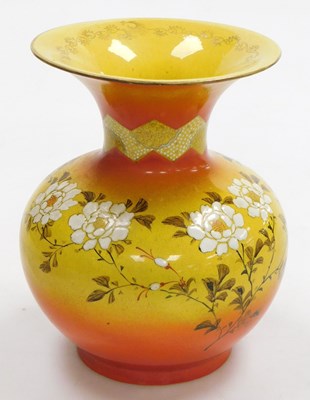 Lot 29 - A Qing dynasty late 18thC famille verte and...