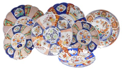 Lot 316 - Five early 20thC Japanese Imari dishes, of...