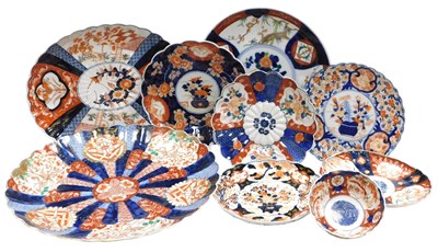 Lot 66 - A group of Japanese imari dishes, Meiji period...