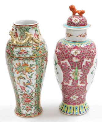 Lot 67 - A Qing dynasty 19thC Cantonese famille rose...