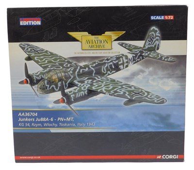 Lot 251 - A Corgi The Aviation Archive 1:72 scale...