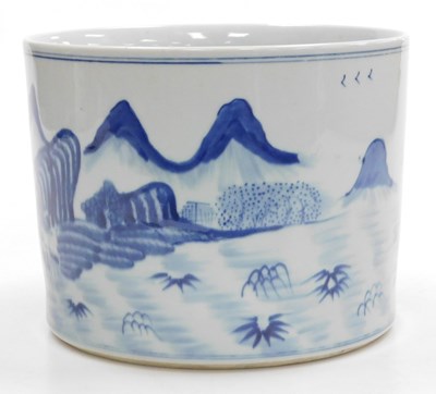 Lot 82 - A Qing dynasty late 19thC blue and white...