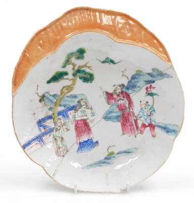 Lot 85 - A group of 18thC and later Chinese porcelain,...