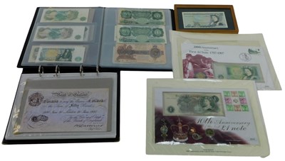Lot 208 - GB and World banknotes, to include Elizabeth...