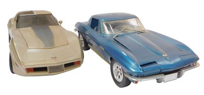 Lot 264 - Two kit built Corvettes, including a Chevrolet...