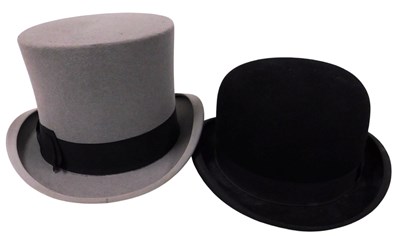 Lot 139 - A G A Dunn & Co. grey silk top hat, size 7 3/8,...