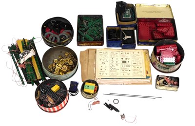 Lot 164 - Assorted Meccano, including a clockwork motor,...
