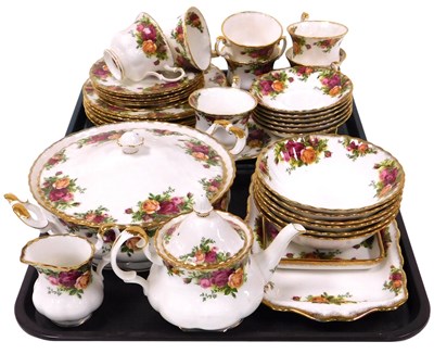 Lot 167 - A Royal Albert porcelain Old Country Roses...