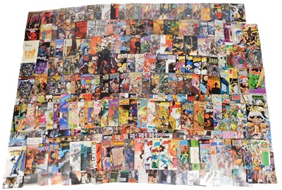Lot 418 - Various comics, to include Dark Horse, Never...