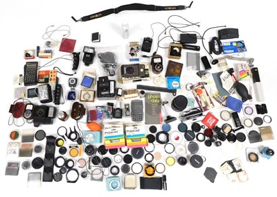 Lot 386 - Assorted camera accessories, to include lens...