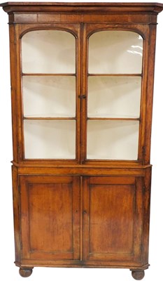 Lot 463 - An early 19thC oak corner standing display...