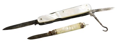 Lot 579 - A mother of pearl handled multi blade pocket...