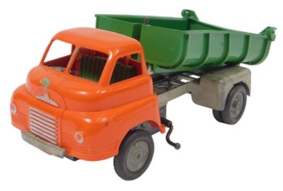 Lot 295 - A Mettoy Big Bedford tipper.