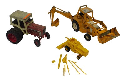 Lot 315 - A New Holland combine harvester, a diecast...