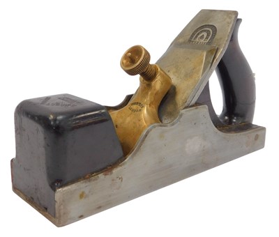 Lot 9 - A Norris London smoothing plane, 23cm long.
