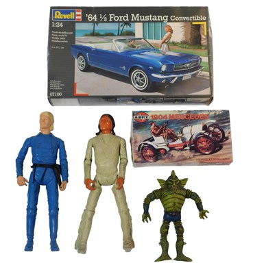Lot 329 - A Revell 1:24 scale 07190 model kit of a 1964...