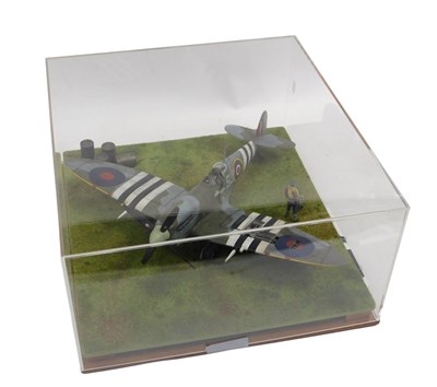 Lot 358 - A cased diorama in 1:32 scale of a Mark X...