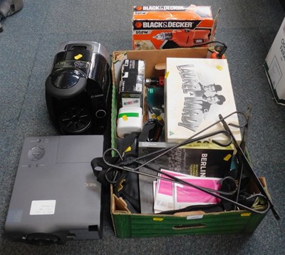 Lot 2047 - A NECVT440 projector, other electronics,...