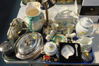 Lot 2076 - Ceramics and metalwares, including a tureen...