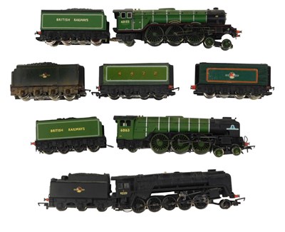 Lot 472 - Hornby OO gauge locomotives and...