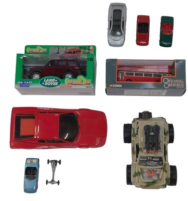 Lot 483 - Boxed and unboxed diecast, including a David...