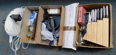 Lot 2104 - Household items, including knife block,...