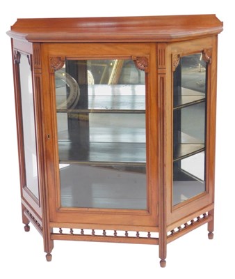 Lot 314 - A fine late Victorian aesthetic movement...