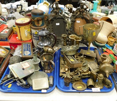 Lot 2154 - Metalware, including a twin-handled trophy,...