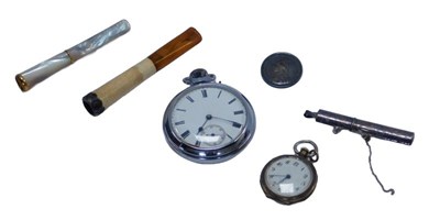Lot 396 - A group of assorted costume jewellery and...