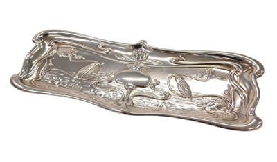 Lot 136 - An Edward VII Art Nouveau silver card tray, of...