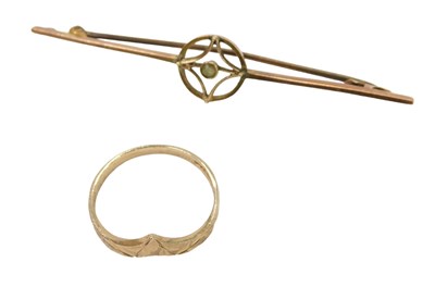 Lot 259 - Two items of jewellery, comprising a 9ct gold...